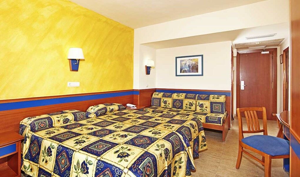 Sahara Nubia Gobi Hotel Ses Cadenes Eksteriør billede Room in a hotel